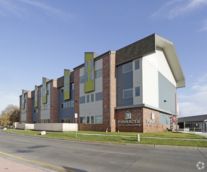 More Photos Of 429 W Central Ave, Wichita Apartments For Sale