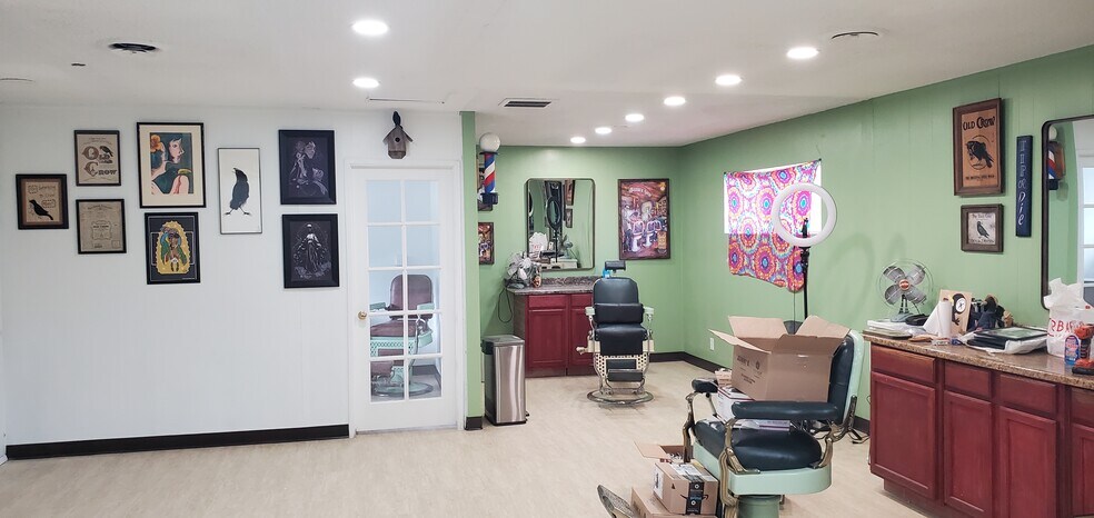 More Photos Of 658 E Main St, San Jacinto Freestanding For Lease