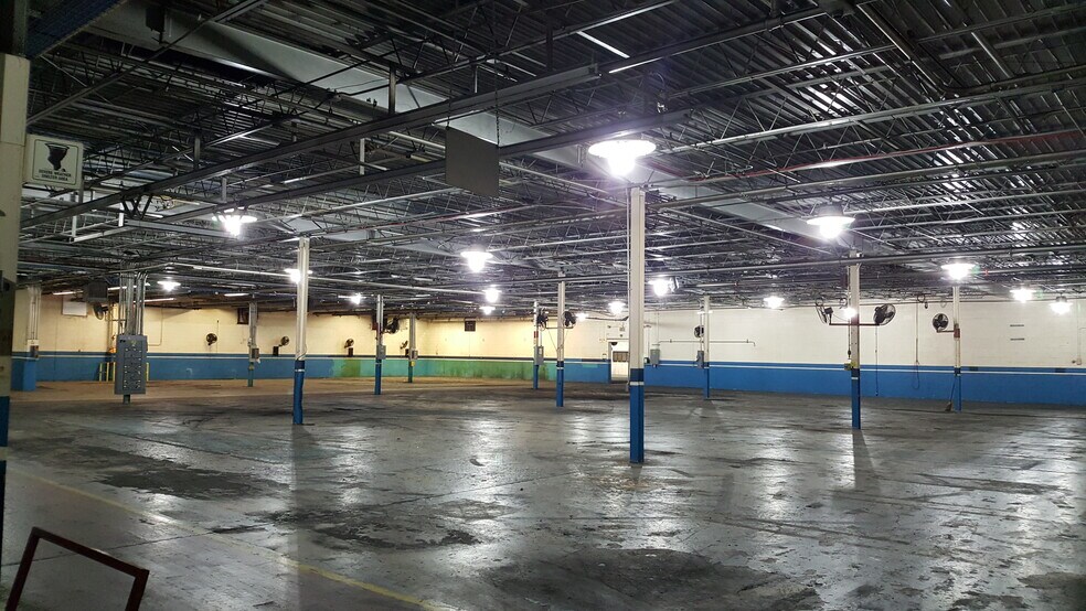 More Photos Of 600 S Parker St, Elm City Manufacturing For Sale