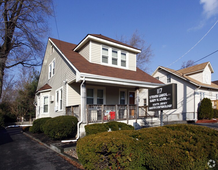 More Photos Of 117 E. Laurel Rd, Stratford Medical For Lease