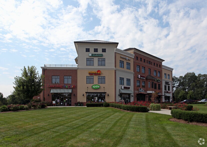 More Photos Of 9525 Birkdale Crossing Dr, Huntersville Office For Sale