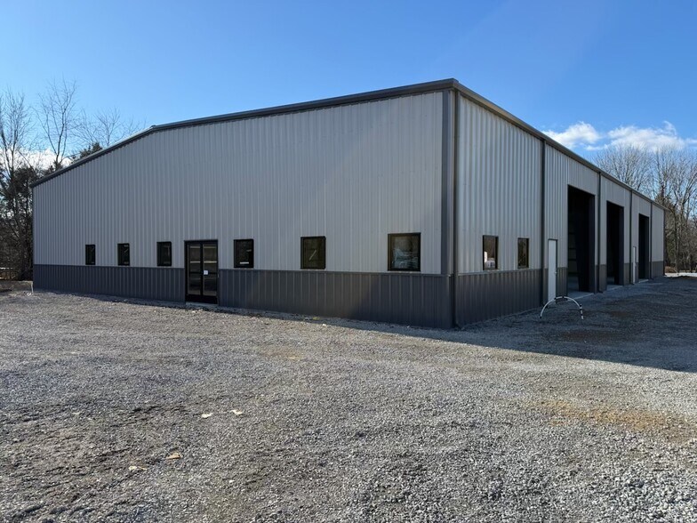 More Photos Of 5350 Enterprise Dr, Paducah Warehouse For Lease