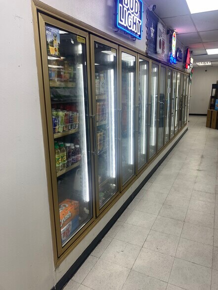 More Photos Of 2630 Walnut Hill Ln, Dallas Convenience Store For Sale