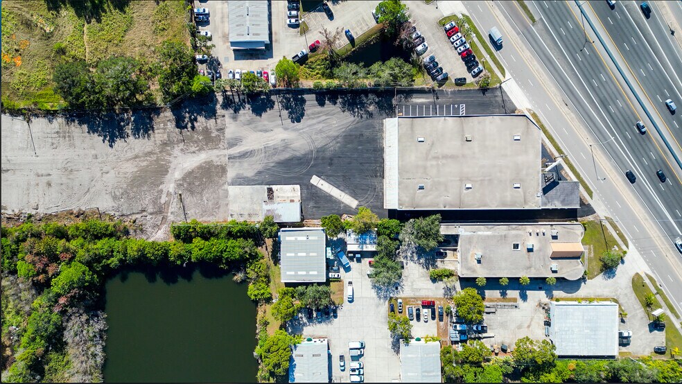 More Photos Of 13755 U.S. Highway 19 N, Clearwater Warehouse For Lease