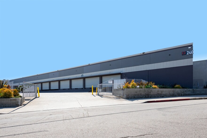 Primary Photo Of 220-240 W Ivy Ave, Inglewood Truck Terminal For Lease