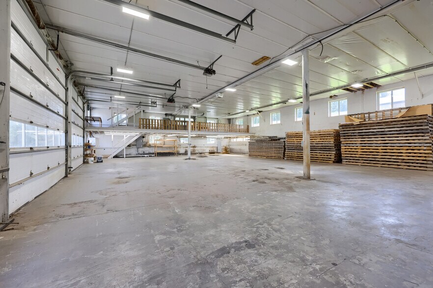 More Photos Of 197 Pencroft Dr N, Holtwood Industrial For Sale