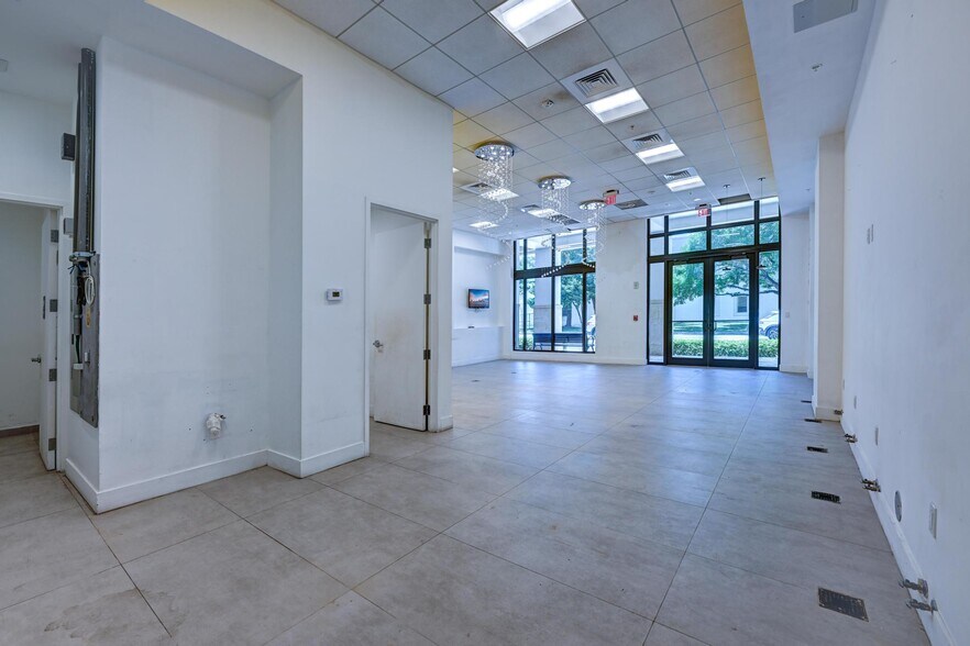 More Photos Of 301 Altara Ave, Coral Gables Apartments For Sale