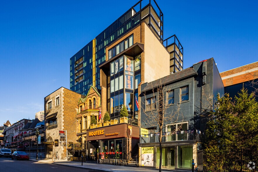 Primary Photo Of 1433 Rue Crescent, Montréal Restaurant For Sale