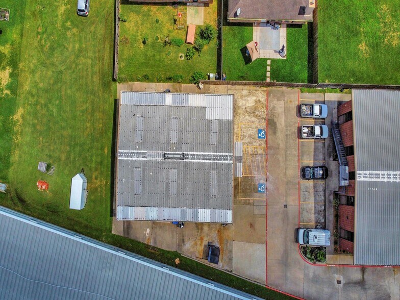 More Photos Of 601 Cien Rd, Kemah Unknown For Lease