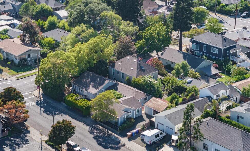 More Photos Of 1030 G St, Napa Apartments For Sale