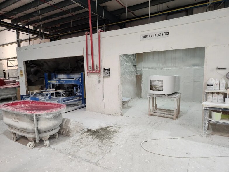 More Photos Of 10700 John Price Rd, Charlotte Warehouse For Lease