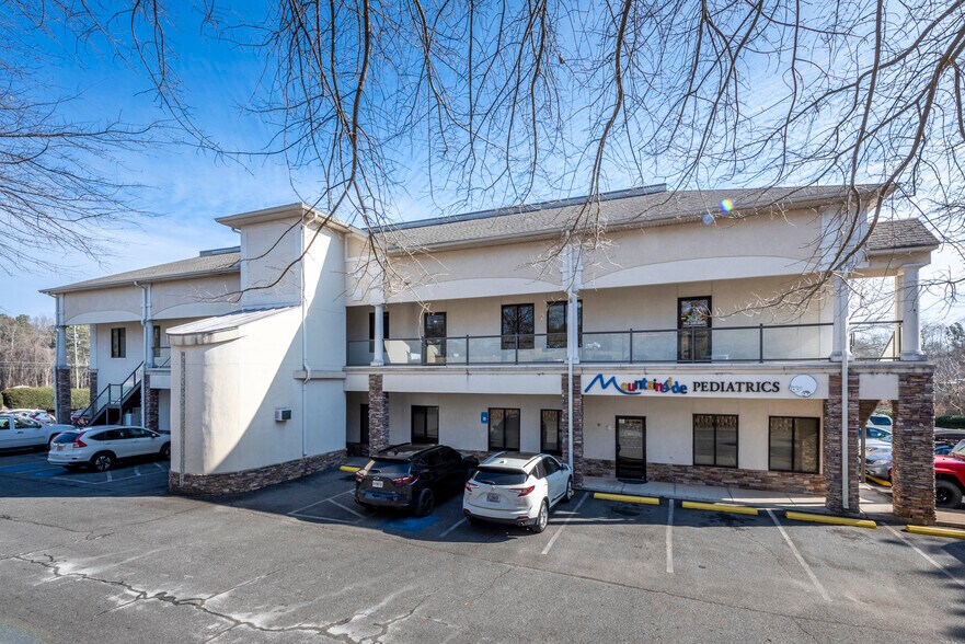 More Photos Of 12 Sammy McGhee Blvd, Jasper Medical For Sale