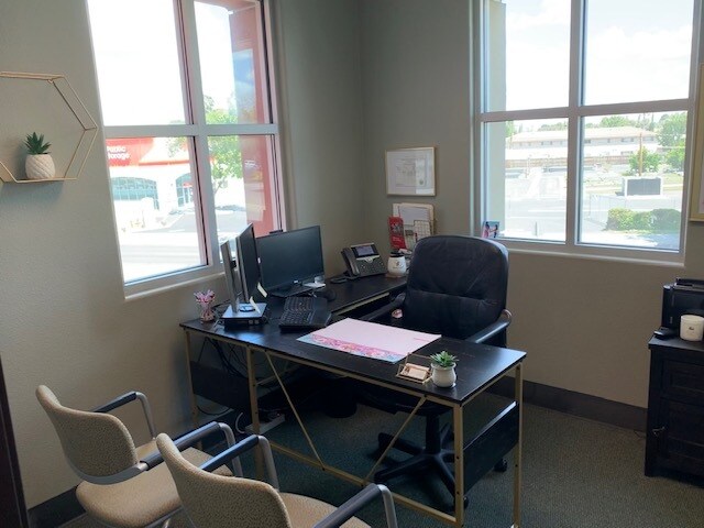 More Photos Of 1486 W 11th St, Tracy Medical For Lease