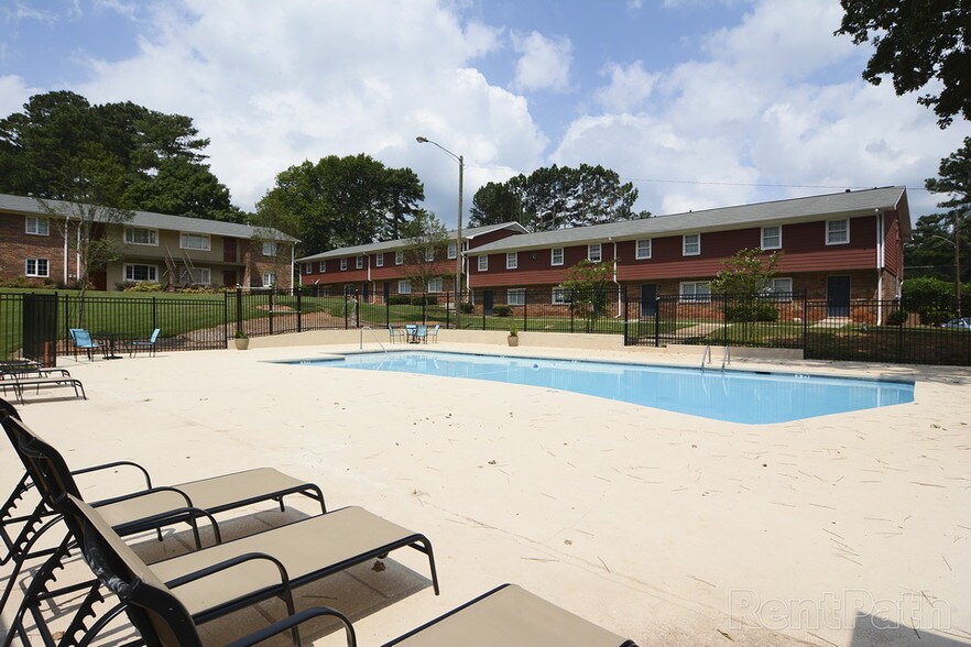 More Photos Of 2751 Hammondton Rd SE, Marietta Apartments For Sale