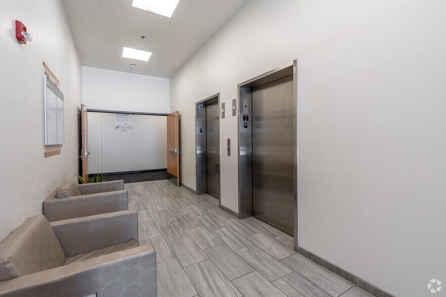 More Photos Of 4510 Brockton Ave, Riverside Unknown For Lease