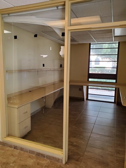 More Photos Of 5144 E Busch Blvd, Tampa Bank For Sale