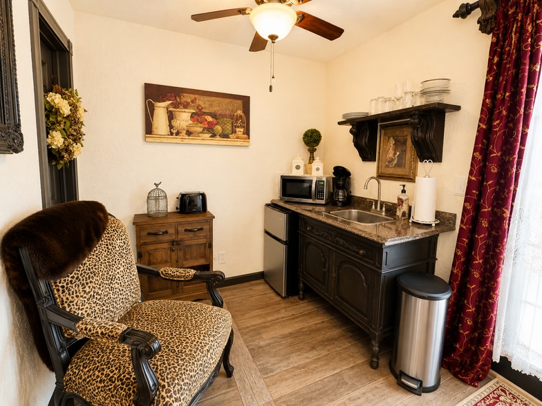More Photos Of 15 West St, Lake George Hospitality For Sale