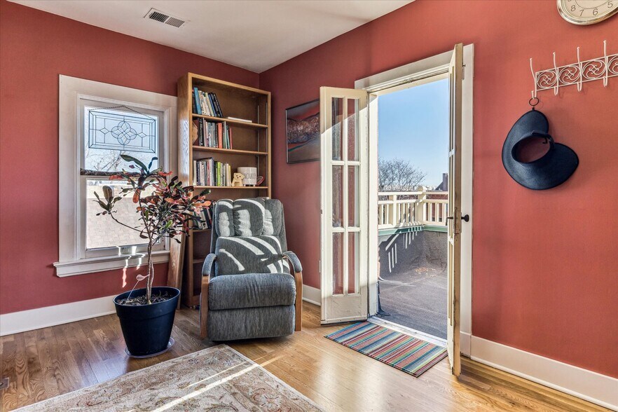 More Photos Of 5613 Olde Wadsworth Blvd, Arvada Storefront Retail Office For Sale