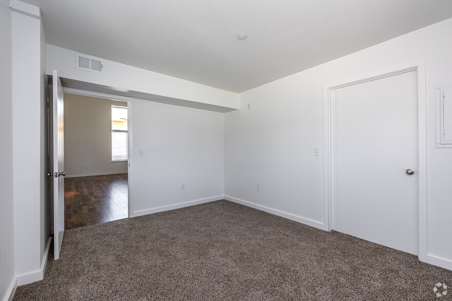 More Photos Of 401 Charlotte St, Kansas City Apartments For Sale