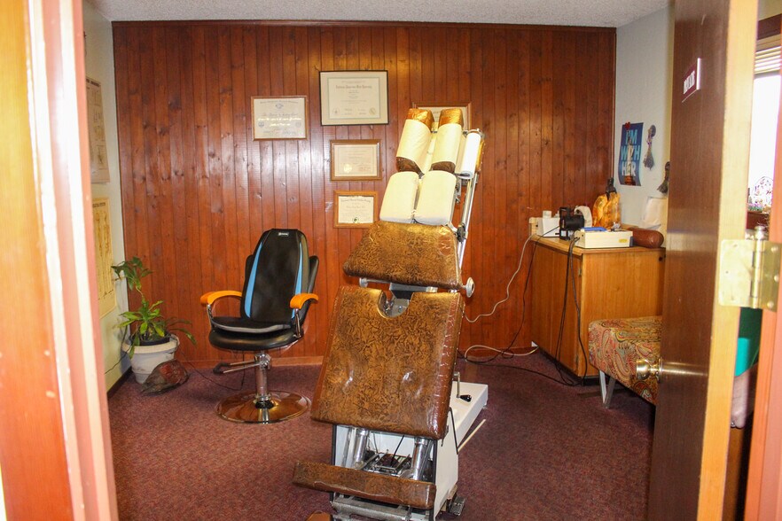 More Photos Of 1225 S Main St, Willits Medical For Sale