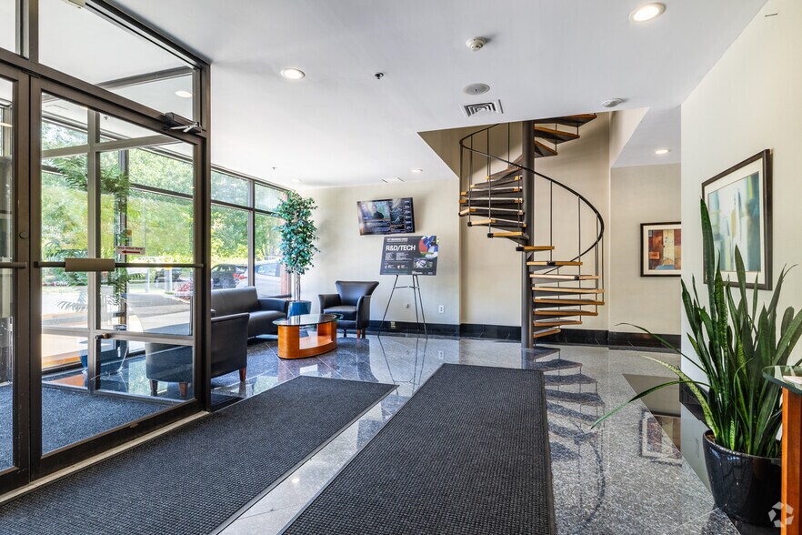 More Photos Of 257 Simarano Dr, Marlborough Research And Development For Lease