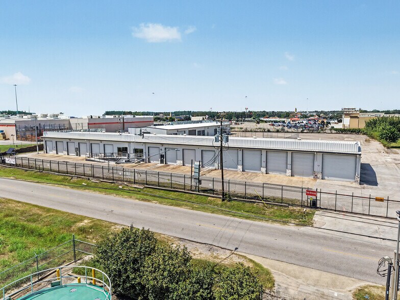 More Photos Of 4201 Langley Rd, Houston Warehouse For Lease