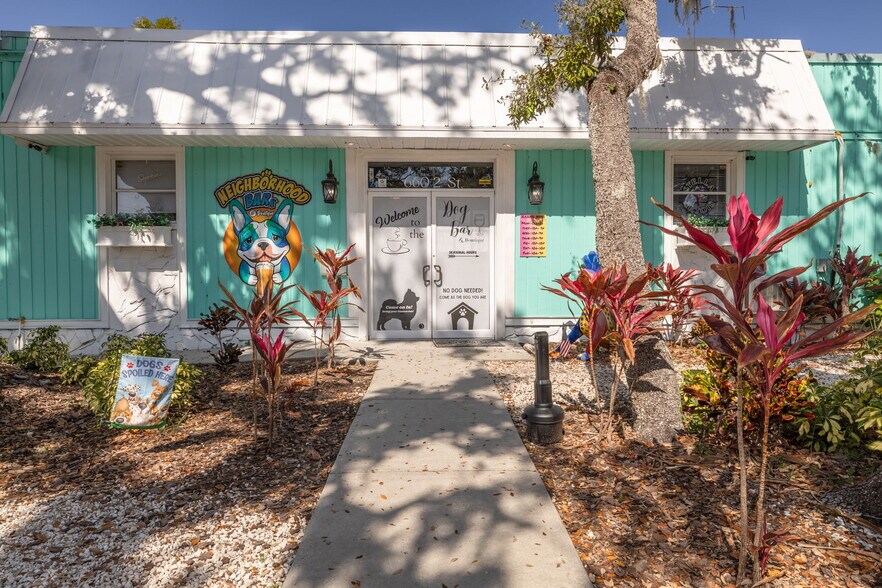 More Photos Of 132 7th Ave S, Safety Harbor Restaurant For Sale