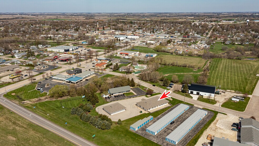 More Photos Of 202 5th St SE, Kasson Flex For Sale