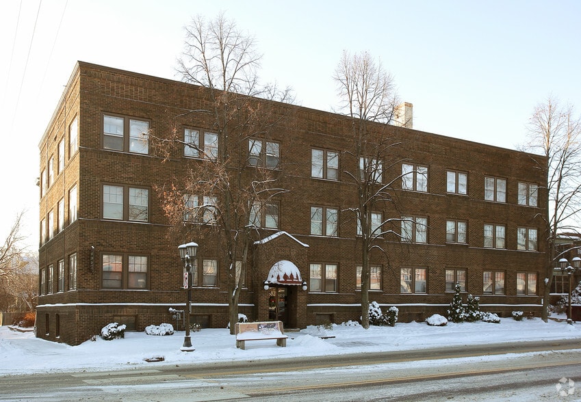 Primary Photo Of , Saint Paul Multifamily For Sale