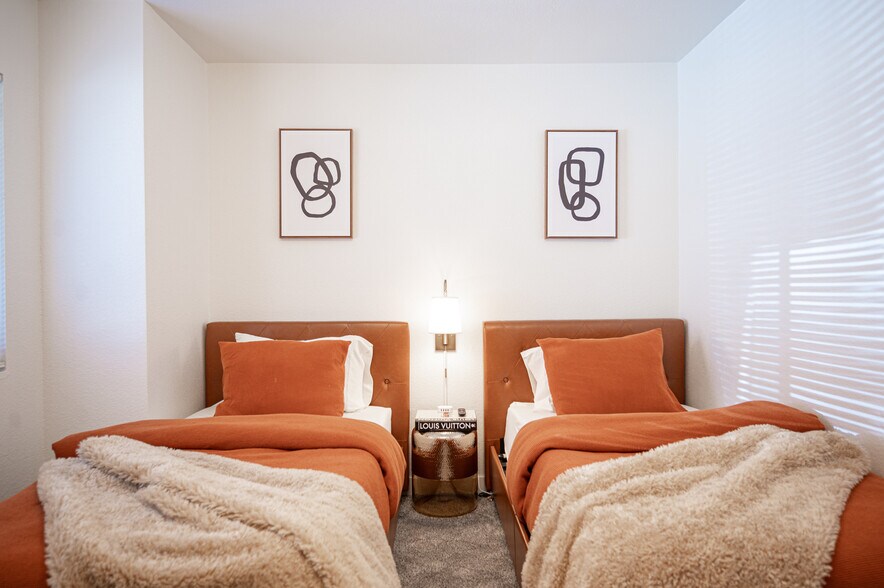 More Photos Of 1305 S 16th St, Las Vegas Specialty For Sale