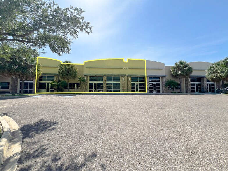 Primary Photo Of 1201 Jackson Rd, McAllen Light Distribution For Lease
