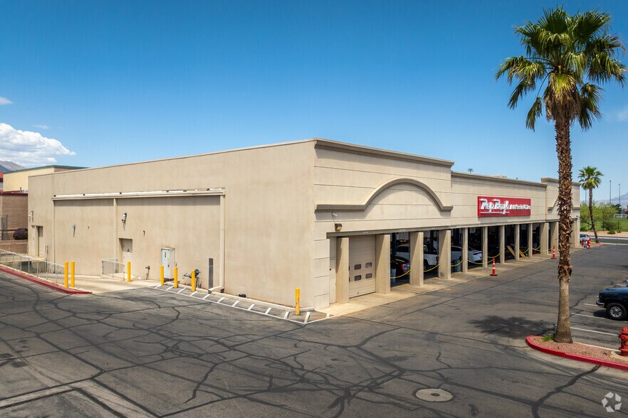 More Photos Of 7399 W Lake Mead Blvd, Las Vegas Auto Repair For Lease