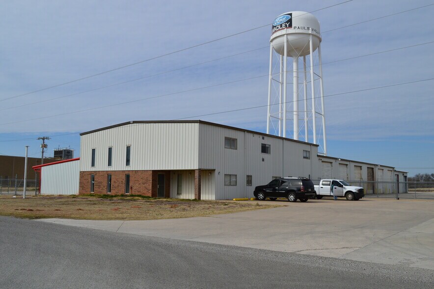 Primary Photo Of 1709 Enterprise Blvd, Pauls Valley Warehouse For Sale