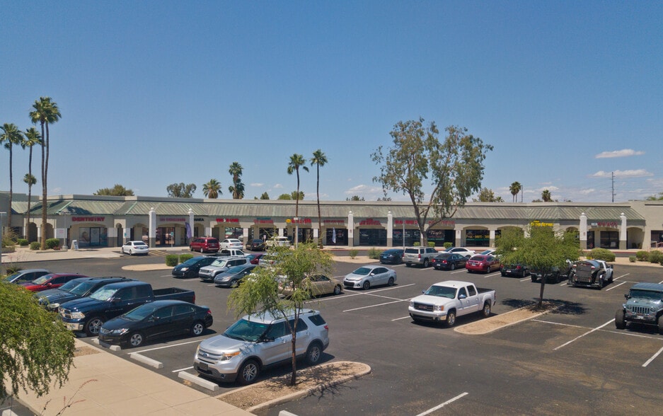 More Photos Of 5930 W Greenway Rd, Glendale Unknown For Lease