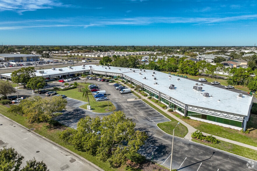 More Photos Of 11701 S Belcher Rd, Largo Light Distribution For Lease