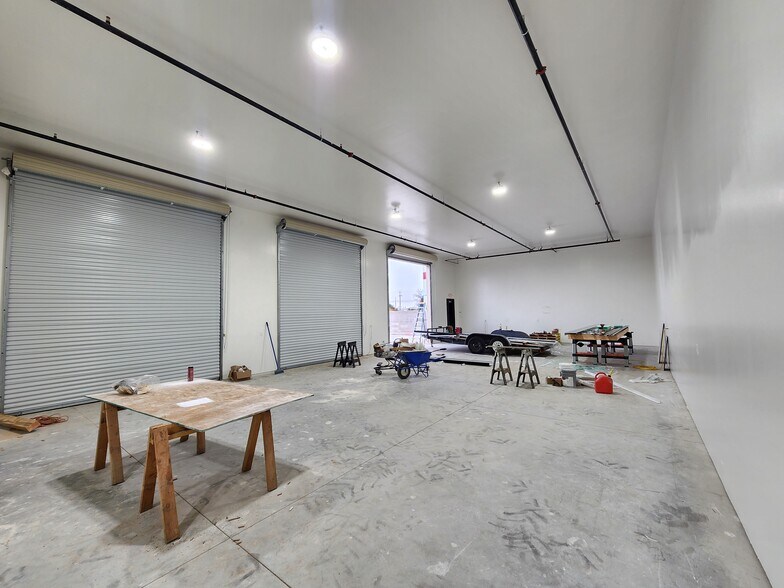 More Photos Of 965 Barstow Ave, Clovis Industrial For Lease