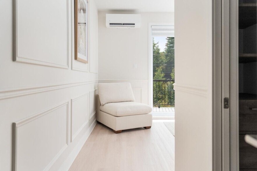 More Photos Of 13575 Rue Du Médoc, Mirabel Apartments For Sale