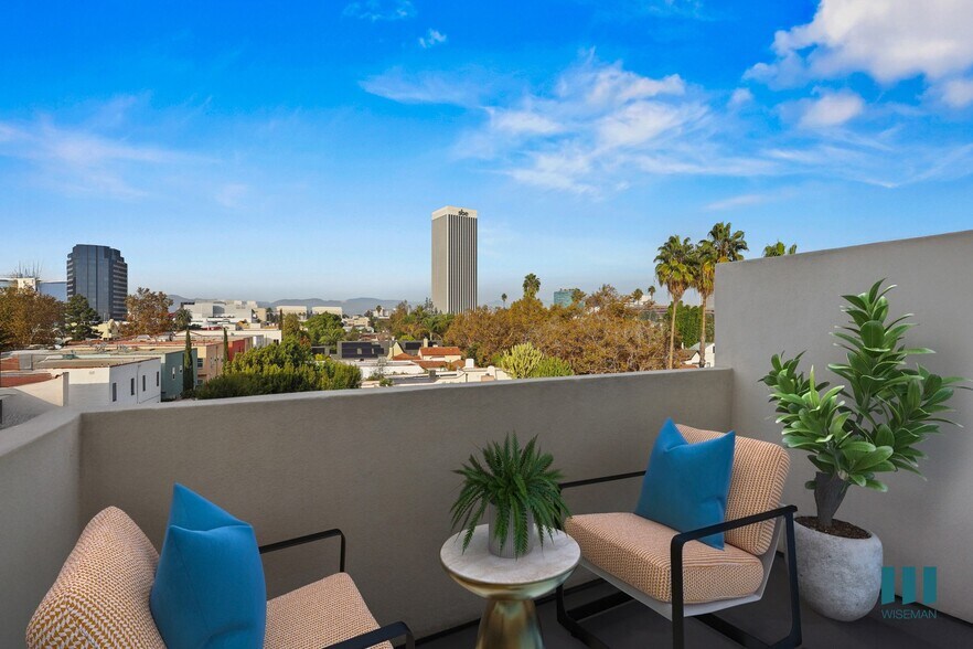 More Photos Of 951 Ogden Ave, Los Angeles Apartments For Lease