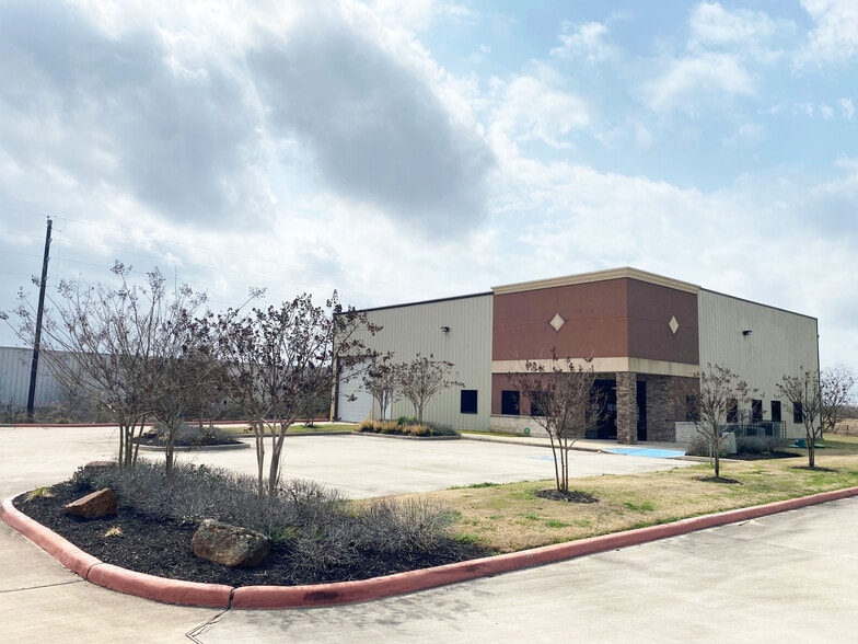 Primary Photo Of 17663 Telge Rd, Cypress Warehouse For Lease