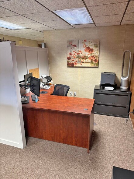 More Photos Of 38851-38855 Harper Ave, Clinton Township Loft Creative Space For Lease