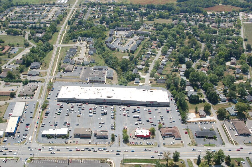 More Photos Of 11-26 Village Plaza Dr, Shelbyville Unknown For Lease