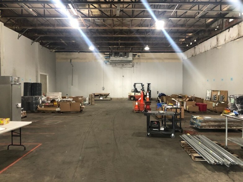 More Photos Of 1429 W 16th St, Jacksonville Warehouse For Sale