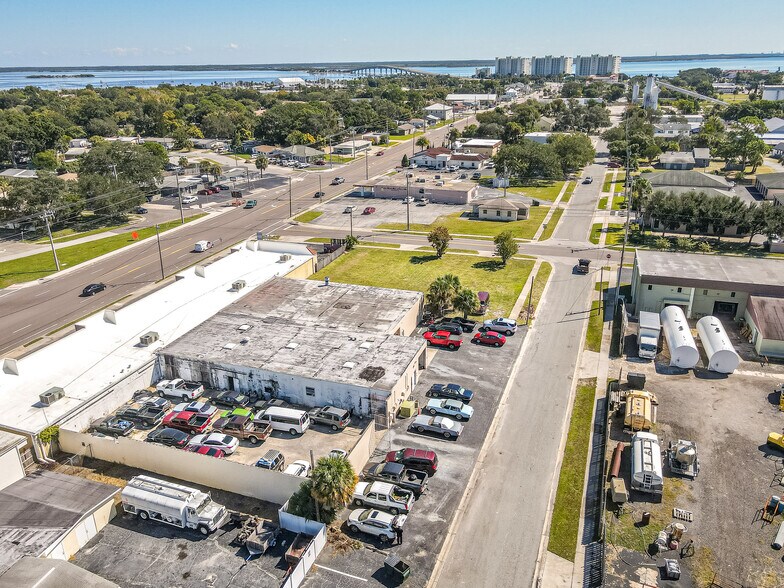 More Photos Of 1018 Orange St, Titusville Warehouse For Sale