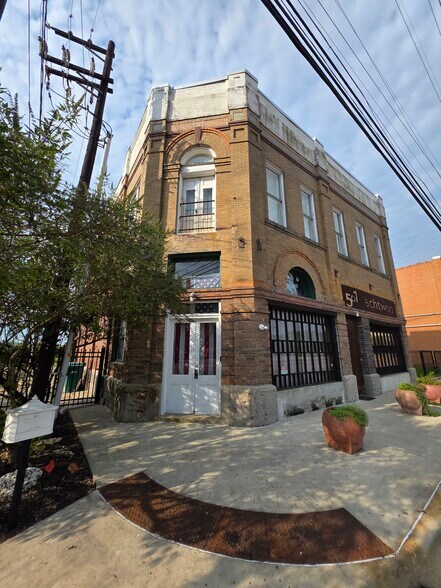 More Photos Of 501 W Front St, Orange Office For Sale