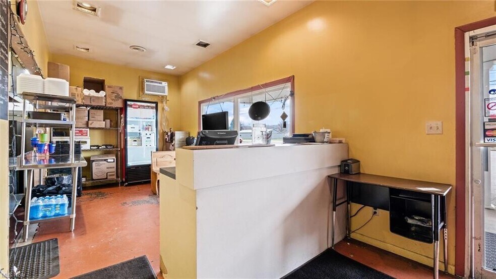 More Photos Of 22 3rd st, Frazeysburg Storefront For Sale