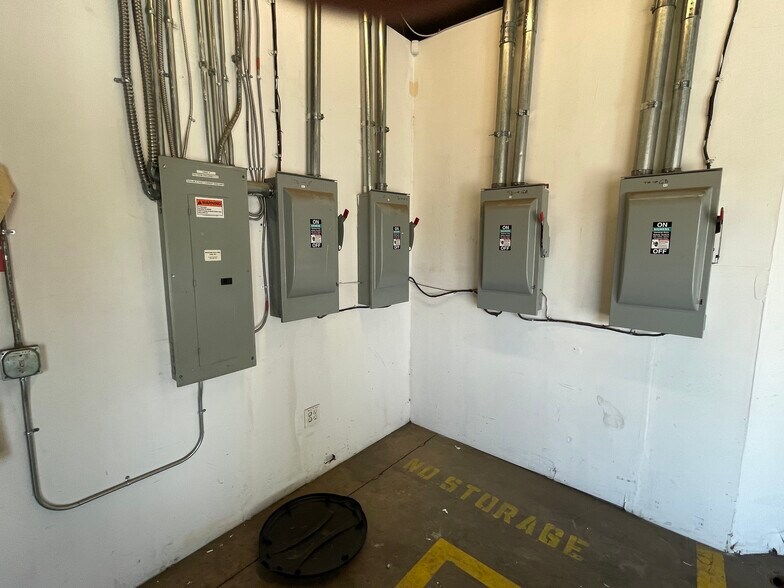 More Photos Of 775 S Jason St, Denver Warehouse For Sale