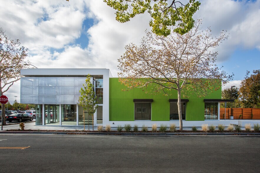 Primary Photo Of 2875 El Camino Real, Palo Alto Office For Lease