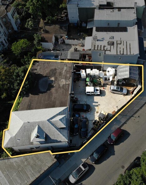 More Photos Of 7227 60th Ln, Ridgewood Warehouse For Sale