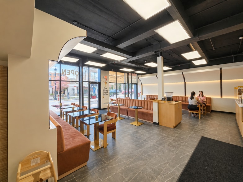 More Photos Of 286-300 Main St, Hackensack Storefront Retail Office For Lease