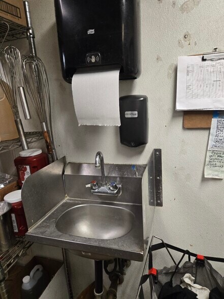 More Photos Of 3320 E Thousand Oaks Blvd, Westlake Village Restaurant For Lease